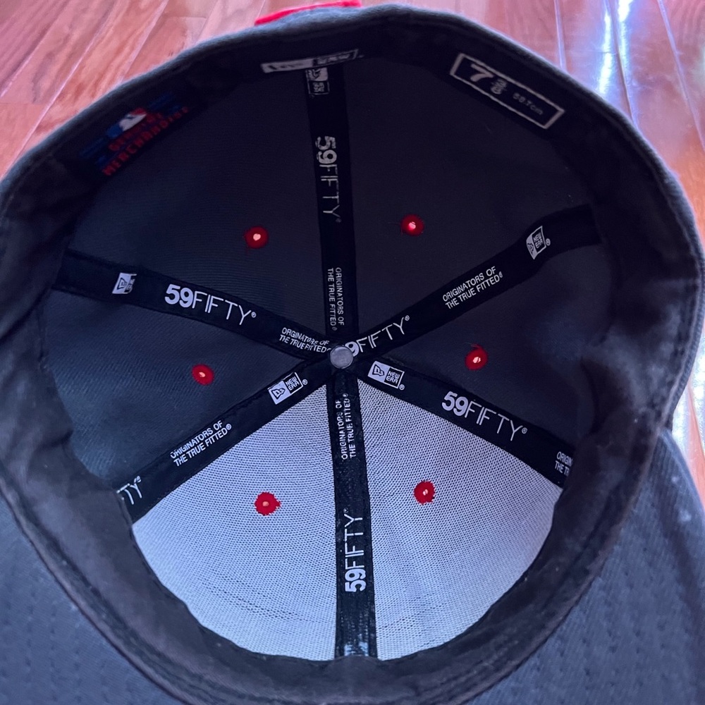 Fitted Yankees Cap - Picture 6 of 6